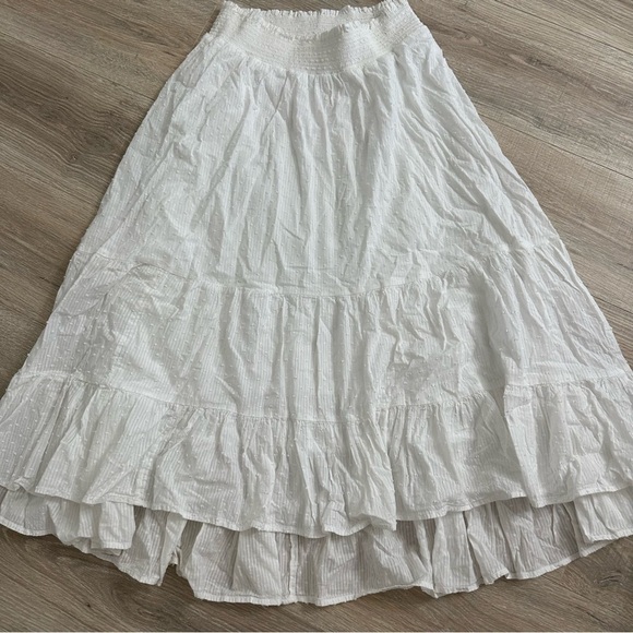 lauren conrad white Swiss dot midi skirt and cropped blouse set - Picture 2 of 11